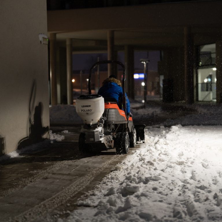 snow removal company bethesda md