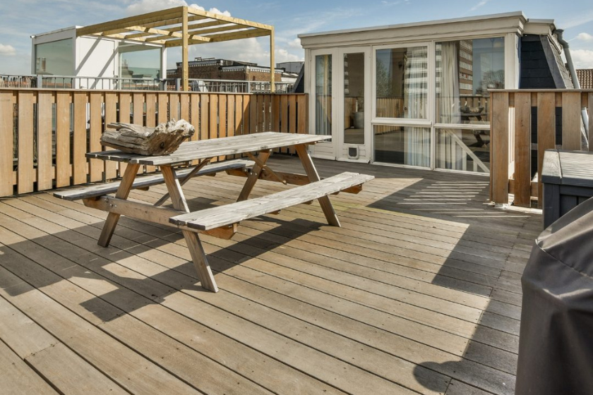 Wesley Heights Decks