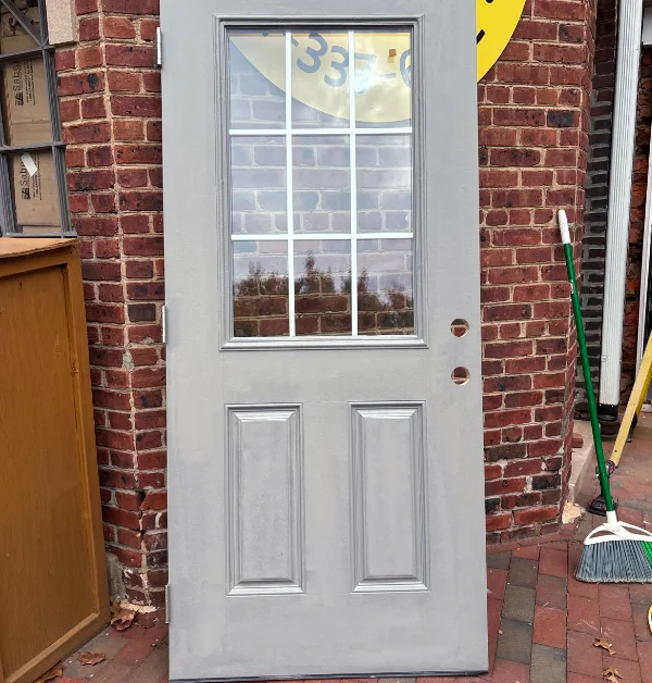 old worn out door in washington dc